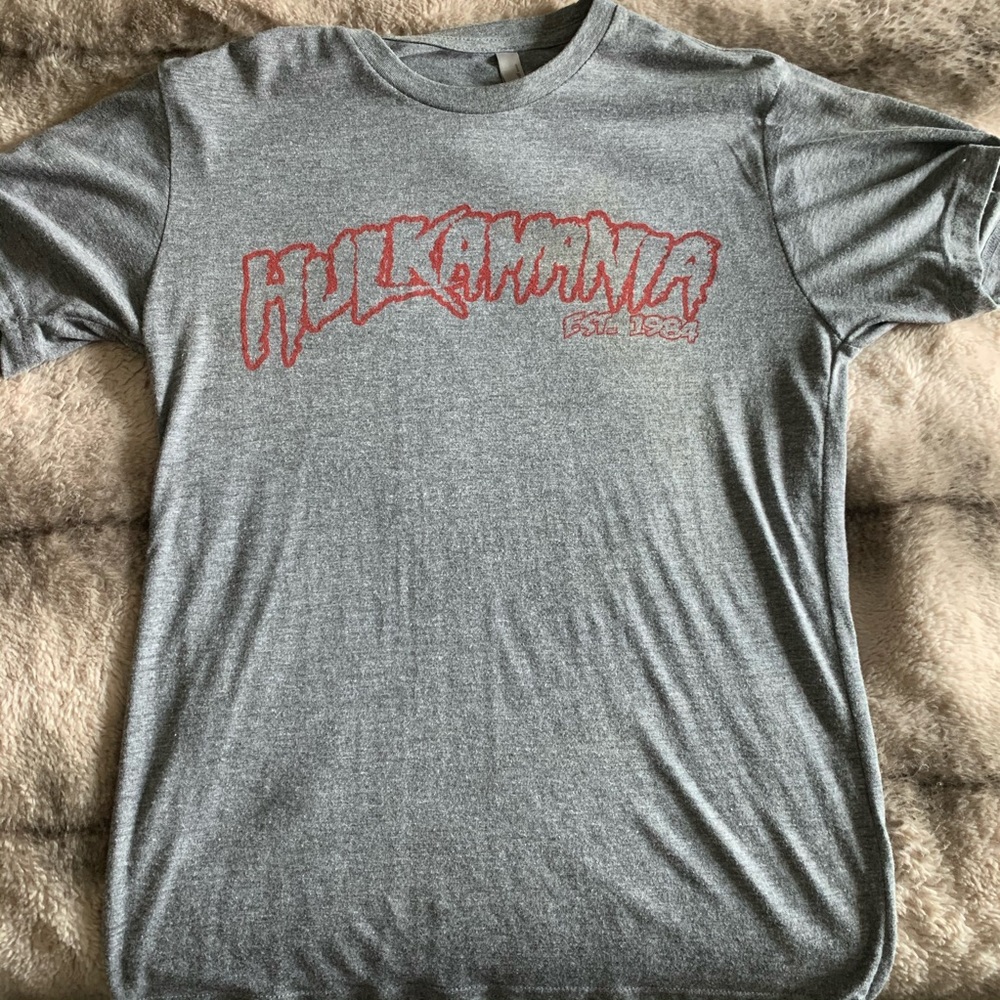 WWE Hulk Hogan Hulkamania T-Shirt worn once. Soft.